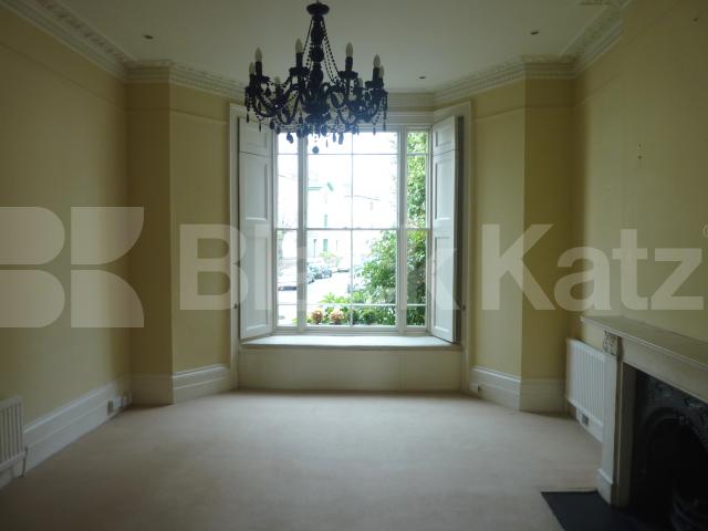 			NEW INSTRUCTION!, 2 Bedroom, 1 bath, 1 reception Flat			 Regents Park Road, REGENTS PARK - PRIMROSE HILL